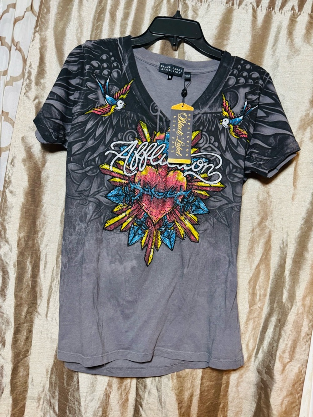 Affliction Women's Gray V-Neck Tee with Multicolor Heart & Bird Graphic NWT